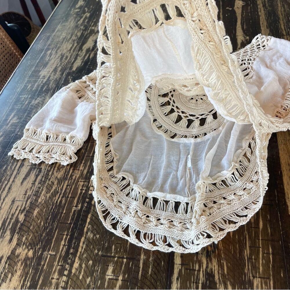 REBELLION - Cream Knit Crochet Boho Top – Size Medium - Picture 17 of 17